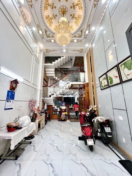 Siêu phẩm khu phân lô 5 tầng sát Aoen Tân Phú