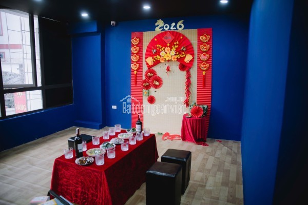 SANG NHƯỢNG GẤP QUÁN HÁT KẾT HỢP XEM PHIM – KHU VỰC MỸ ĐÌNH, NAM TỪ LIÊM HÀ NỘI