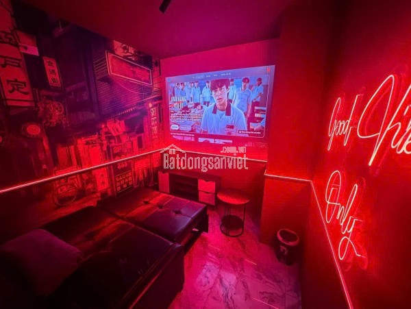 SANG NHƯỢNG GẤP QUÁN HÁT KẾT HỢP XEM PHIM – KHU VỰC MỸ ĐÌNH, NAM TỪ LIÊM HÀ NỘI