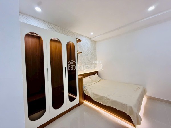 Giảm giá bán gấp nhà mặt tiền Thạnh Lộc Quận 12, gần trường Hà Huy Giáp, vị trí đẹp, kinh doanh