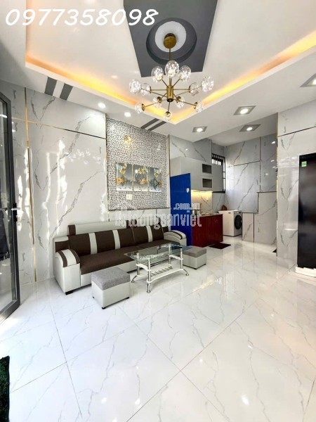 Giảm giá bán gấp nhà mặt tiền Thạnh Lộc Quận 12, gần trường Hà Huy Giáp, vị trí đẹp, kinh doanh