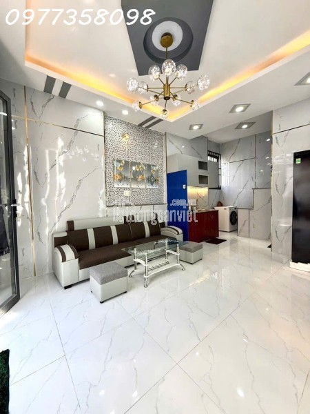 Giảm giá bán gấp nhà mặt tiền Thạnh Lộc Quận 12, gần trường Hà Huy Giáp, vị trí đẹp, kinh doanh