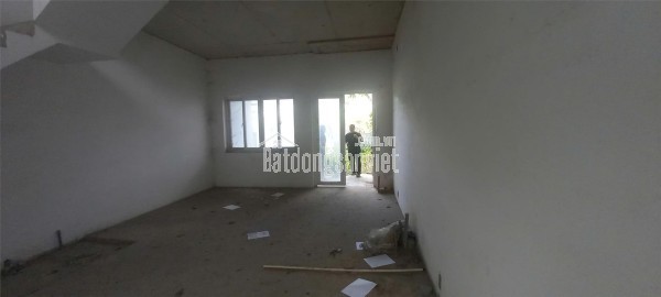 Bán nhà Mega Village Khang Điền, quận 9, DT 75m2, xây 3 tầng, hiện trạng thô, giá 8 tỷ có TL