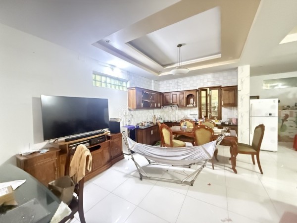 Bán nhà 4 tầng Đường 182 Tăng Nhơn Phú A Thủ Đức - 156m2 - Ngang 6.6m - 17.5 Tỷ