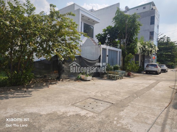 Giảm mạnh 600tr bán lô đất đẹp HXH 8m TX18 gần Ngã Tư Ga, 5x22m full TC, chỉ còn 5.2Tỷ