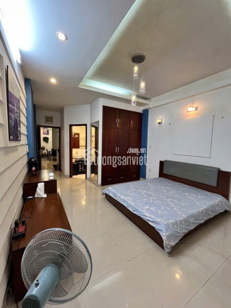 Bán Nhà Chính Chủ - Vào Ở Ngay - Gần Phan Xích Long, Giá Tốt