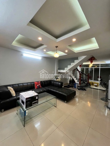 Bán Nhà Chính Chủ - Vào Ở Ngay - Gần Phan Xích Long, Giá Tốt