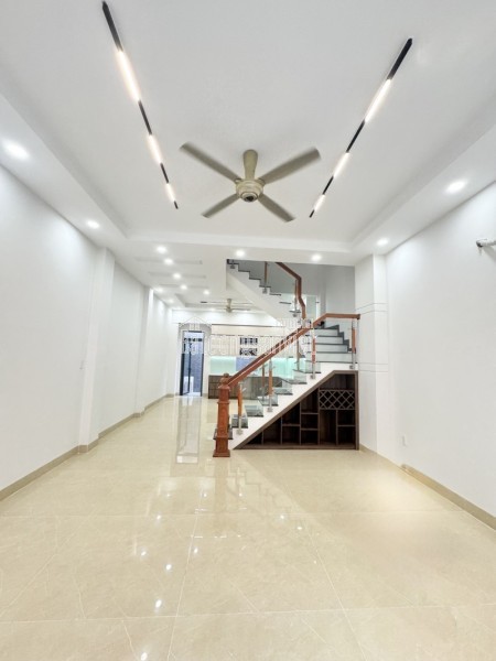 Bán nhà đường 359, Phước Long B,  Q9, Thủ Đức, TP HCM. DT 85m2, 4tầng. Giá 9.8 tỷ, SHR - 0933125879