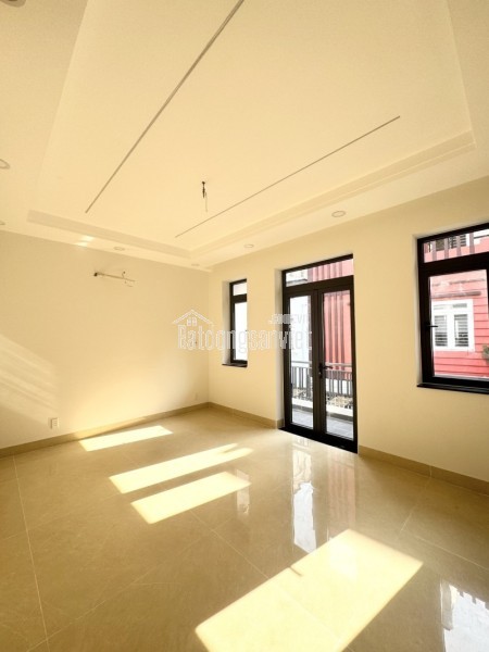 Bán nhà đường 359, Phước Long B,  Q9, Thủ Đức, TP HCM. DT 85m2, 4tầng. Giá 9.8 tỷ, SHR - 0933125879