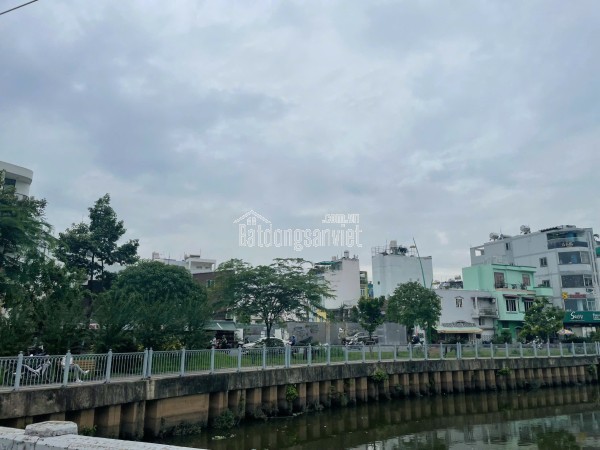 Nhà Võ Văn Tần giảm 10 tỷ – còn 86 tỷ, giữ dòng tiền 140 triệu/tháng