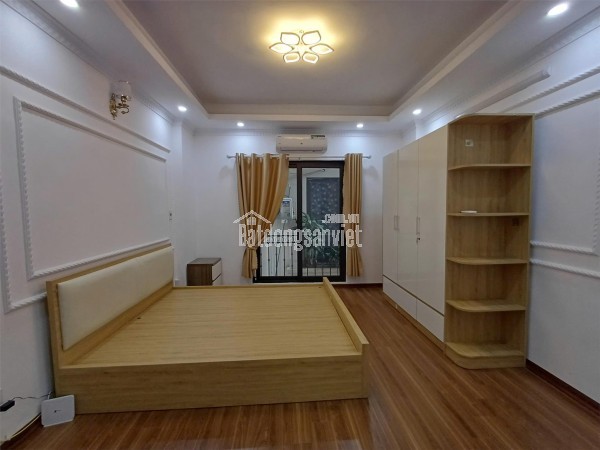 BÁN NHÀ PHÚC LỢI 5 TẦNG 3 NGỦ MẶT TIỀN 5M Ô TÔ GẦN 5,9 TỶ