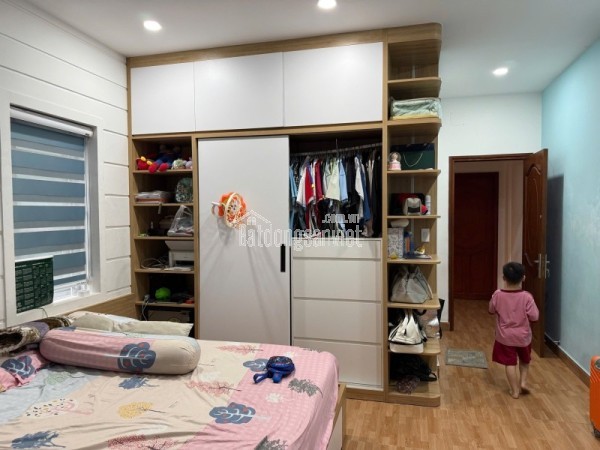 Bán nhà đường số 11,  Cát Lái, Q2, Thủ Đức, TP HCM. DT  62m2, 3 tầng, 3PN. Giá 7.35  tỷ, SH