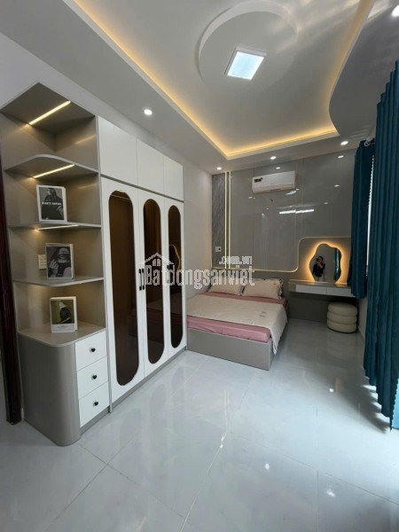 Nhà 4 tầng mới 5PN 3 WC Lê Văn Khương Q12 đường 10m  IB 0977 358 098