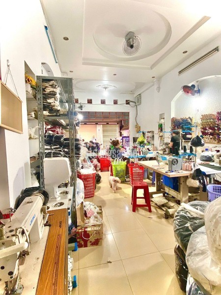 Căn hộ Đông Hải Tô Ký Q12 ,44m² có sổ, thang máy, chỉ 2ty150