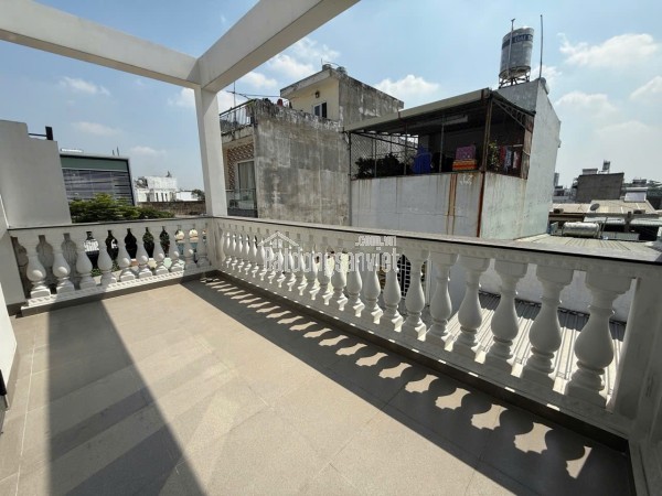 84TRIÊU 1 M2 – 5 BƯỚC RA MẶT TIỀN NGUYỄN VĂN QUÁ – GIÁ 5.X TỶ