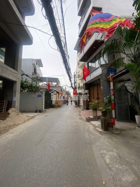 Quỳnh Lôi, Hai Bà Trưng - 3.3 tỷ full nội thất 2 ngủ riêng - Sổ đỏ