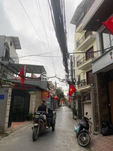 Quỳnh Lôi, Hai Bà Trưng - 3.3 tỷ full nội thất 2 ngủ riêng - Sổ đỏ