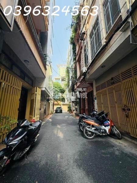 💎 Bán Nhà Đỗ Quang - Cầu Giấy 40m2 Phân Lô Kinh Doanh Ô Tô Vào Nhà 18.9 Tỷ