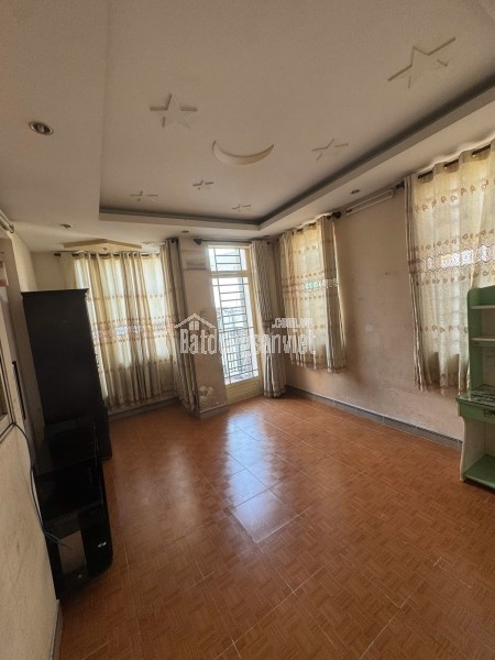 Cho thuê nhà 3 phòng ngủ – Quận 6 (Đường Phạm Văn Chí) Phường 7, Quận 6, Tp Hồ Chí Minh