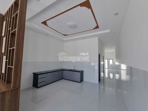 🔥 LÔ GÓC 2 MẶT TIỀN – NGANG 20M – TRUNG TÂM PHƯỜNG LONG HƯƠNG 🔥