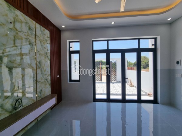 🔥 LÔ GÓC 2 MẶT TIỀN – NGANG 20M – TRUNG TÂM PHƯỜNG LONG HƯƠNG 🔥