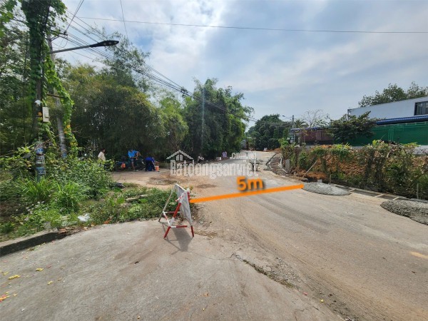 NGÂN HÀNG THANH LÝ NHÀ MT 12M, ĐƯỜNG NHỰA 8M, DT 1116M2, PHÚ GIÁO BD