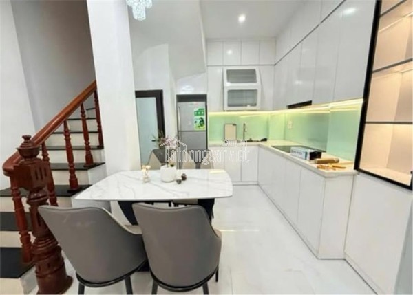 (Cự Lộc-Thanh Xuân) Nhà dân xây 31m2, ngõ nông, gần phố, gần ô tô, full nội thất. Giá chỉ 8.6 tỷ