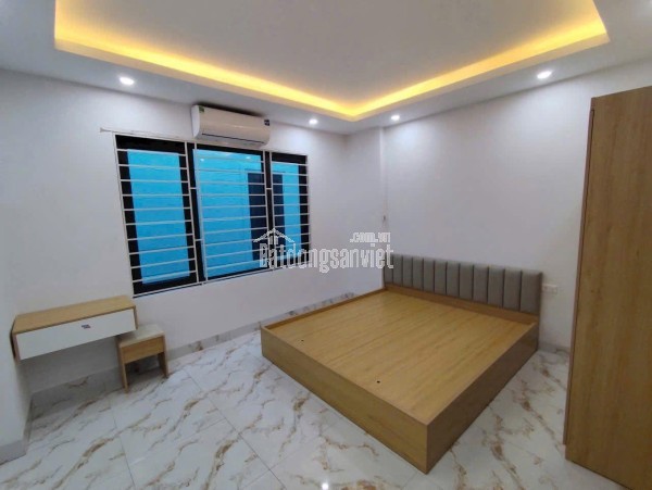 BÁN NHÀ TRUNG TÂM PHÚC LỢI - 6 TỶ-5 TẦNG- TẶNG NỘI THÁT-Ô TÔ GẦN