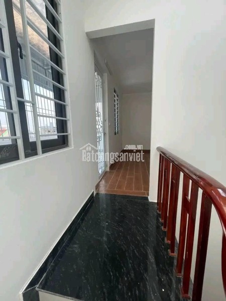 BÁN NHÀ TRUNG TÂM PHÚC LỢI - 6 TỶ-5 TẦNG- TẶNG NỘI THÁT-Ô TÔ GẦN