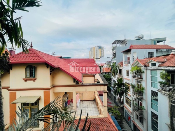 Sát Thuỵ Khuê Tây Hồ - Nhà Mới 6 Tầng - Chủ Xây Tâm Huyết Tặng Nội Thất