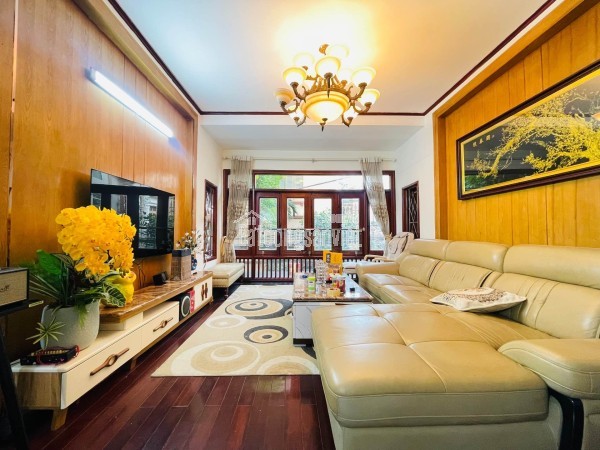 Sát Thuỵ Khuê Tây Hồ - Nhà Mới 6 Tầng - Chủ Xây Tâm Huyết Tặng Nội Thất