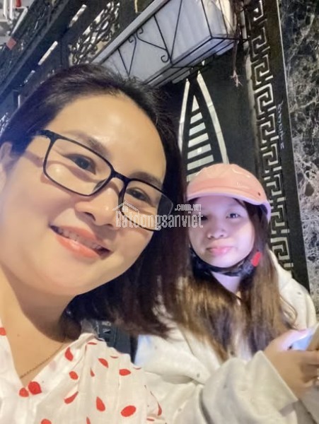 (CHỈ HƠN 5 TỶ) SỞ HỮU NGAY CĂN NHÀ TRONG HẺM TRÊN ĐƯỜNG HUỲNH TẤN PHÁT QUẬN 7