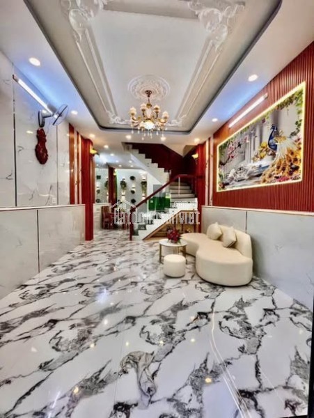 (CHỈ HƠN 5 TỶ) SỞ HỮU NGAY CĂN NHÀ TRONG HẺM TRÊN ĐƯỜNG HUỲNH TẤN PHÁT QUẬN 7