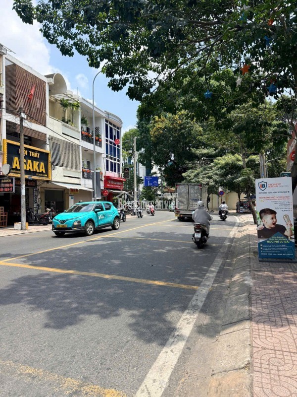 Bán Gấp Mặt Tiền Kinh Doanh Phổ Quang Phú Nhuận, giá 19.6ty