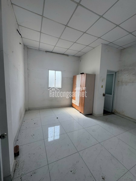 Mặt Tiền Chính Kinh Doanh 4 Tỷ 86 - SHR Gốc 2 Mặt Tiền 4