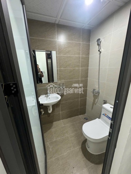 CẦN BÁN CCMN LA THÀNH - 104 M2 - 7 TẦNG - MT 8- GIÁ 27.5 TỶ