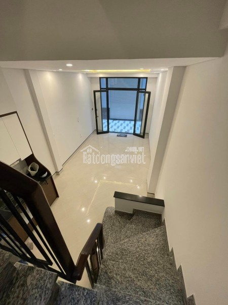 BÁN NHÀ TRUNG TÂM THẠCH BÀN – NGÕ THÔNG – GẦN GẦN HỒ –  CHỈ 5.9 TỶ