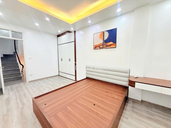 BÁN NHÀ TRUNG TÂM THẠCH BÀN – NGÕ THÔNG – GẦN GẦN HỒ –  CHỈ 5.9 TỶ