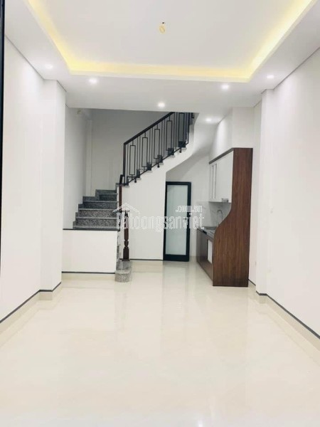 BÁN NHÀ TRUNG TÂM THẠCH BÀN – NGÕ THÔNG – GẦN GẦN HỒ –  CHỈ 5.9 TỶ