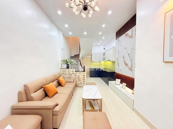 BÁN NHÀ TRUNG TÂM THẠCH BÀN – NGÕ THÔNG – GẦN GẦN HỒ –  CHỈ 5.9 TỶ