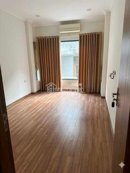 LẠC LONG QUÂN/ TÂY HỒ - PHONG THUỶ ĐẸP - VƯỢNG KHÍ - Ở LÀ PHÁT- NGÕ SẠCH ĐẸP - GIÁ: 13.9 TỶ