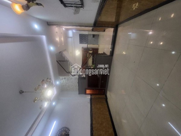 SIÊU PHẨM NHÀ PHỐ, NHÀ MẶT TIỀN KINH DOANH, Ô TÔ NGỦ TRONG NHÀ, NGUYỄN THỊ NHUẦN, NGUYỄN OANH,