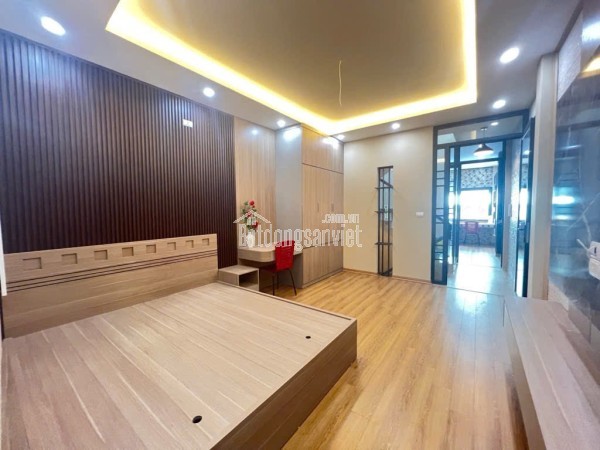 Cần bán 🏡 Trung tâm Long Biên ,Nguyễn Văn Cừ  ,nhà mới đẹp ở ngay 
+ 60m² thang máy xịn , full