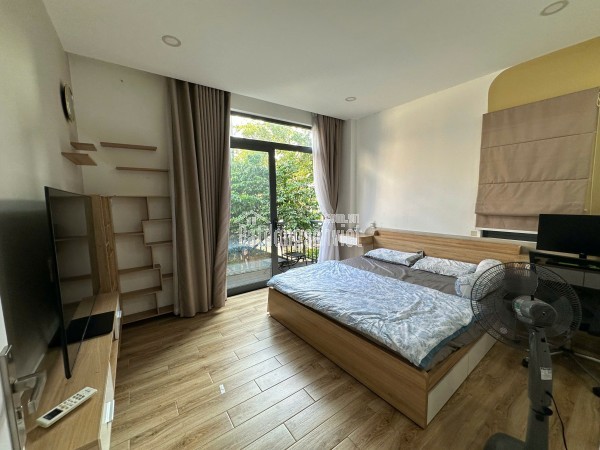 SIÊU PHẨM ĐẸP GIỮA LÒNG PHỐ-GẦN MẶT TIỀN-NHÀ MỚ XÂY - ĐẸP KENGG- NHỈNH 8Ty