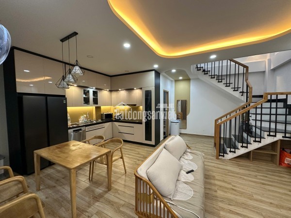 SIÊU PHẨM ĐẸP GIỮA LÒNG PHỐ-GẦN MẶT TIỀN-NHÀ MỚ XÂY - ĐẸP KENGG- NHỈNH 8Ty