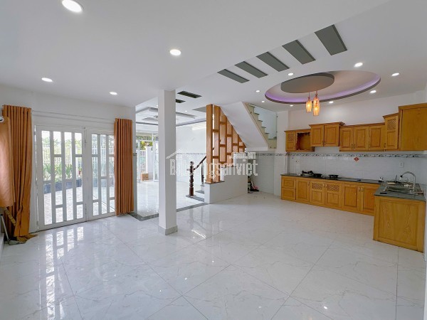 SIÊU PHẨM ĐẸP GIỮA LÒNG PHỐ-GẦN MẶT TIỀN-NHÀ MỚ XÂY - ĐẸP KENGG- NHỈNH 8Ty