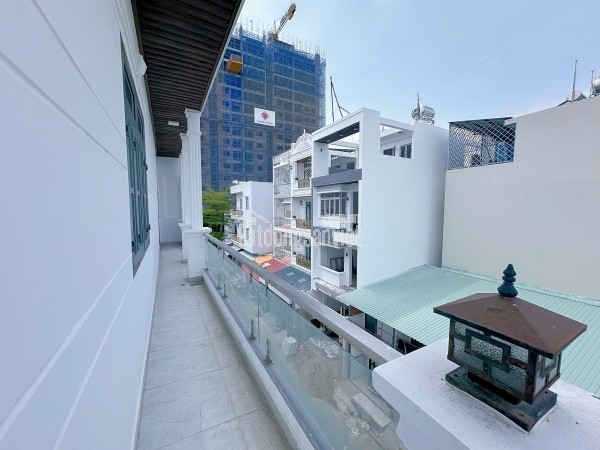 SIÊU PHẨM ĐẸP GIỮA LÒNG PHỐ-GẦN MẶT TIỀN-NHÀ MỚ XÂY - ĐẸP KENGG- NHỈNH 8Ty