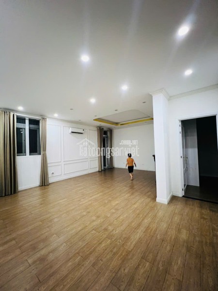 PASS NHÀ KHU COMPOUND PARK RIVERSIDE – Q9 - TP HỒ CHÍ MINH