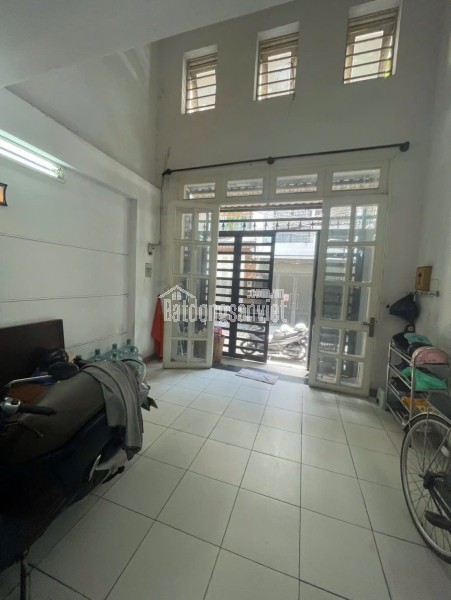 NHÀ QUẬN 7 – 5 PHÒNG NGỦ – XE HƠI 8M – CHỈ 9,5 TỶ (HIẾM)