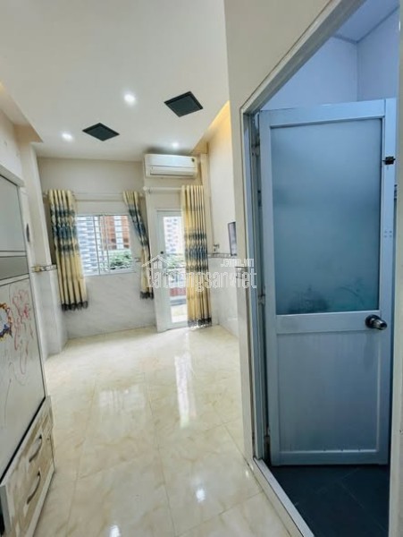 (CHỈ HƠN 2 TỶ) SỞ HỮU NGAY CĂN NHÀ TRÊN ĐƯỜNG TRẦN XUÂN SOẠN QUẬN 7